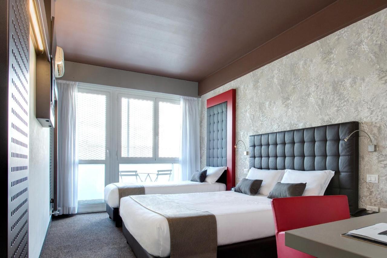 Small Triple Room,1281581464:JPEG